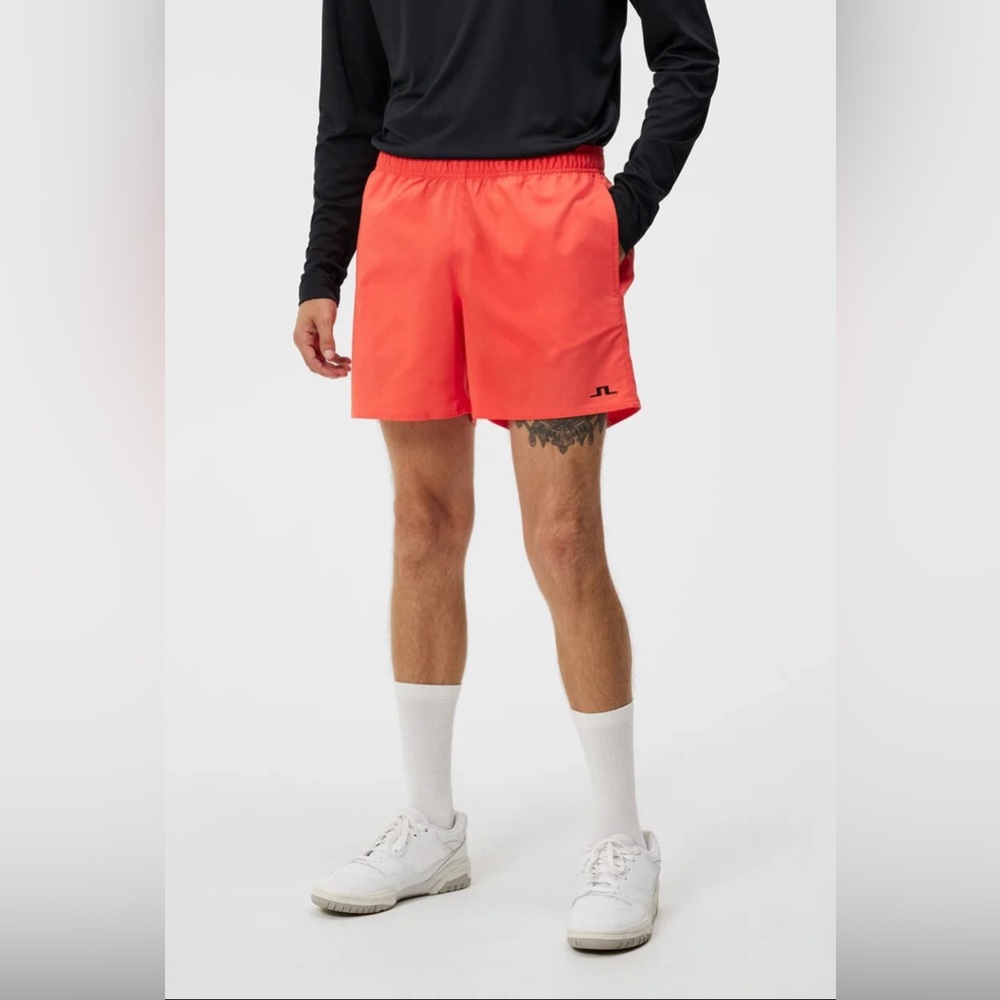 J Lindeberg NWT Men's Preston Shorts Large Coral Tennis NWT New AMPA10125 Large